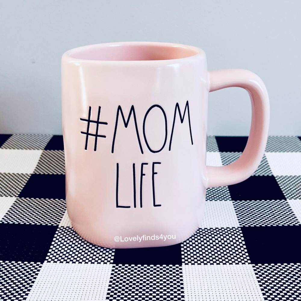 New Rae Dunn #MOM LIFE mug